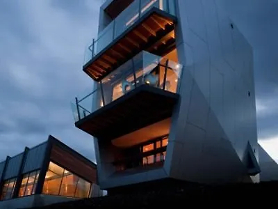 ***** Aparthotel MONA Pavilions Hobart Australia